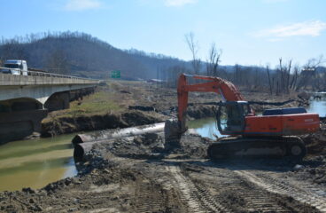 Mountain Parkway Expansion Progress Report : Week of March 28, 2016